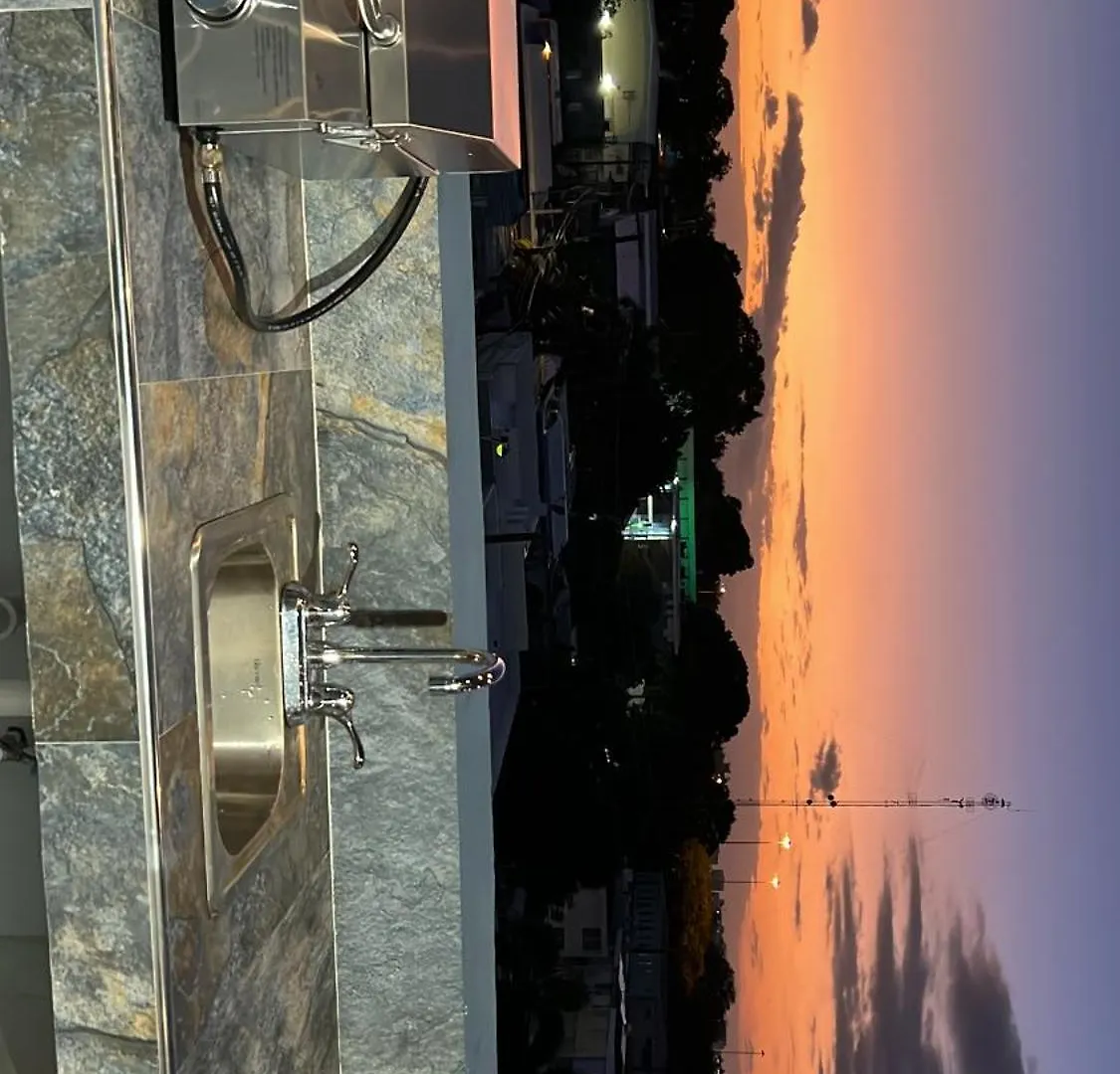 Sky View Apartments 圣胡安 波多黎各